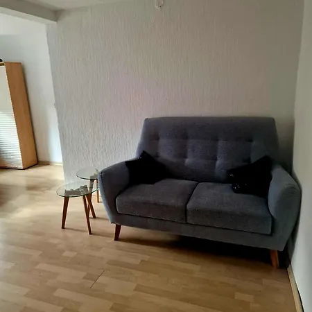 2- In Zentraler Lage In