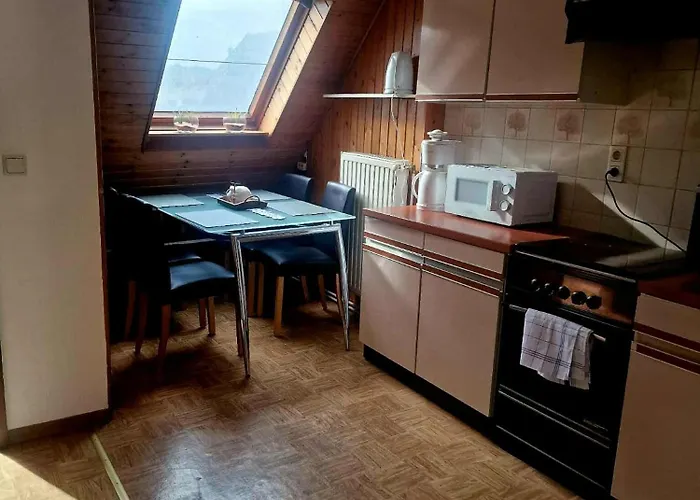 2- In Zentraler Lage In