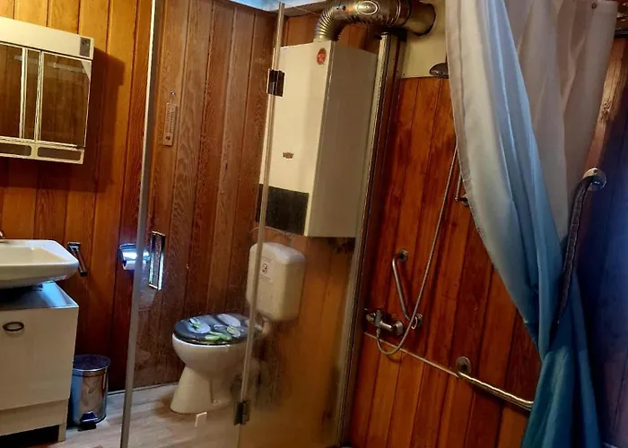 2- In Zentraler Lage In